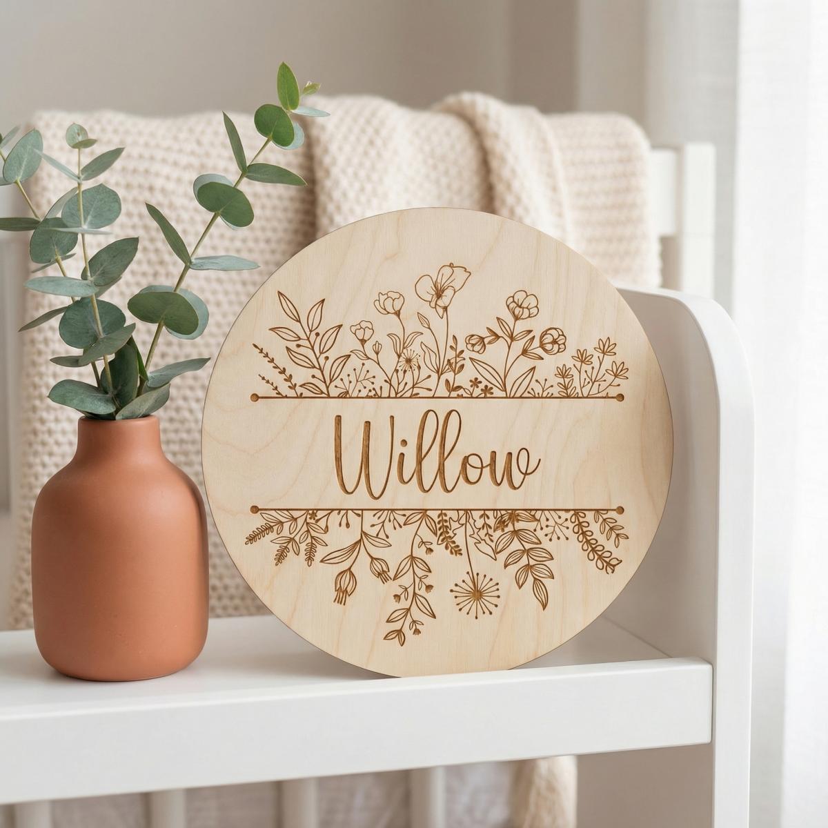 Personalized Floral Round Wood - Baby Nursery 评论和价格